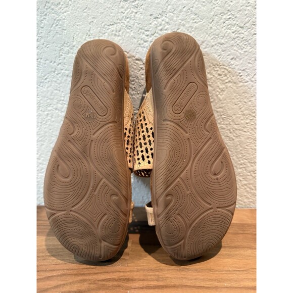Baretraps JUNY Women's Sandals Natural size 6.5 - Picture 4 of 5